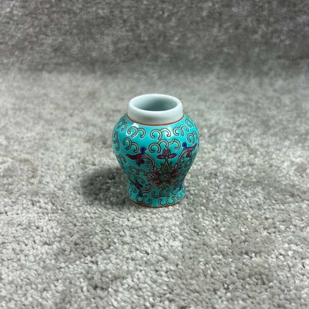Jingdezhen Miniature Bud Vase Turquoise Famille Rose Floral Porcelain China